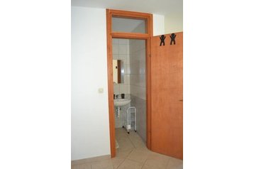 Horvátország Privát Donji Karin, Exteriőr